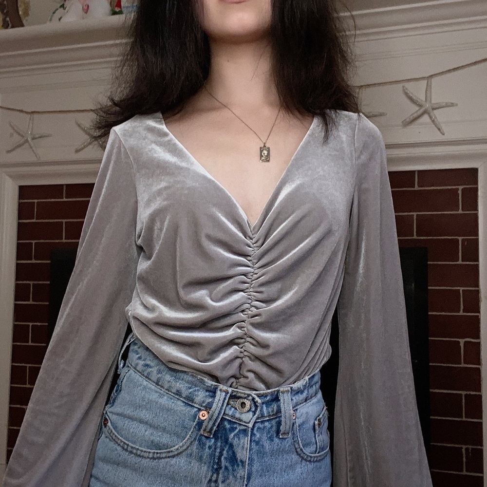 URBAN OUTFITTER’S RUCHED SILVER VELVET BLOUSE